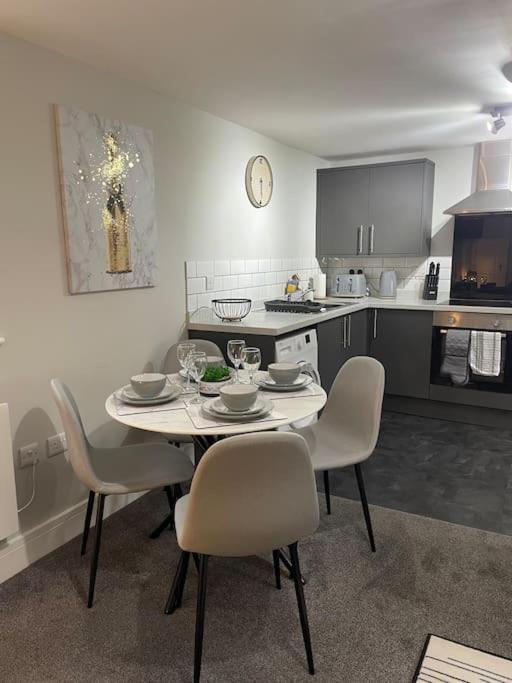 Cedar House - 2 Bed House With Free Parking In Town Centre! By Shortstays4U King's Lynn Exteriér fotografie