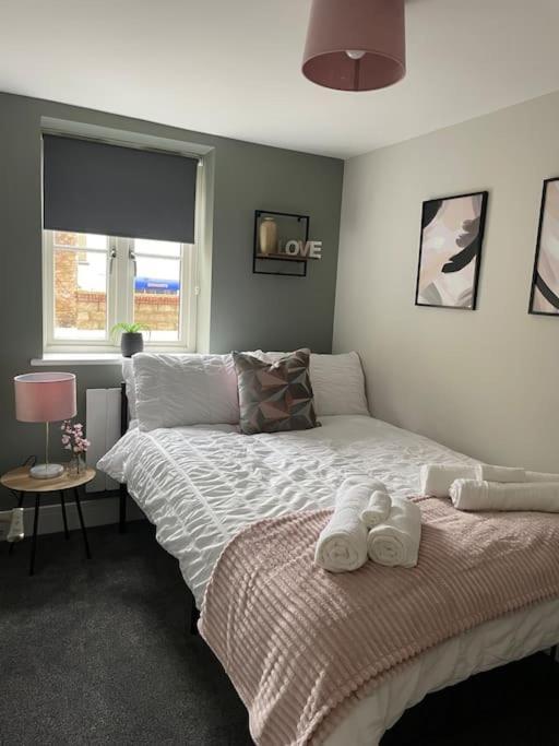 Cedar House - 2 Bed House With Free Parking In Town Centre! By Shortstays4U King's Lynn Exteriér fotografie